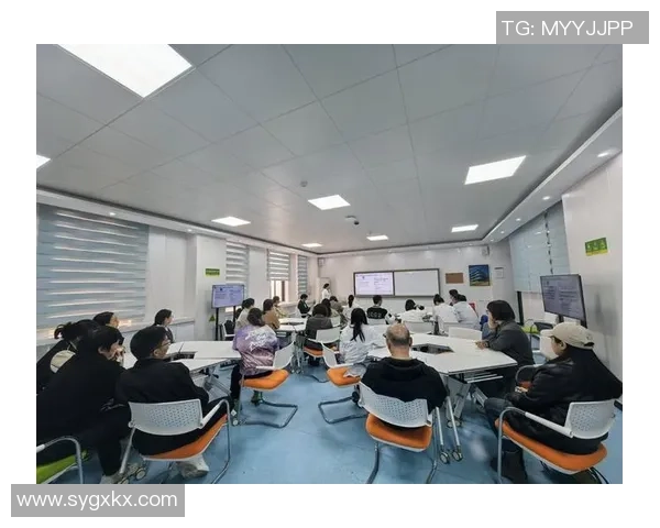 广州足球队的控制革新探索与发展路径分析及未来展望