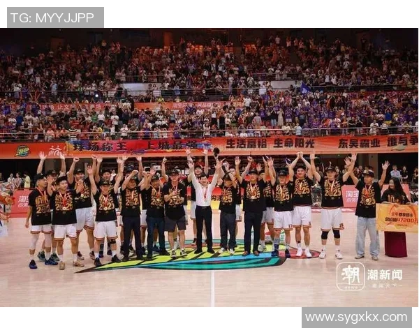 杭州足球队转型之路的得与失分析与展望 杭州足球队转型之路的得与失分析与展望