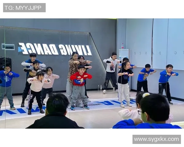 武汉街舞队实力崛起聚焦街舞文化与团队风采的完美结合